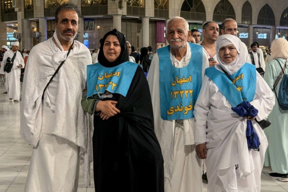 Des iraniens plongés dans la ferveur spirituelle du hajj loin de la guerre