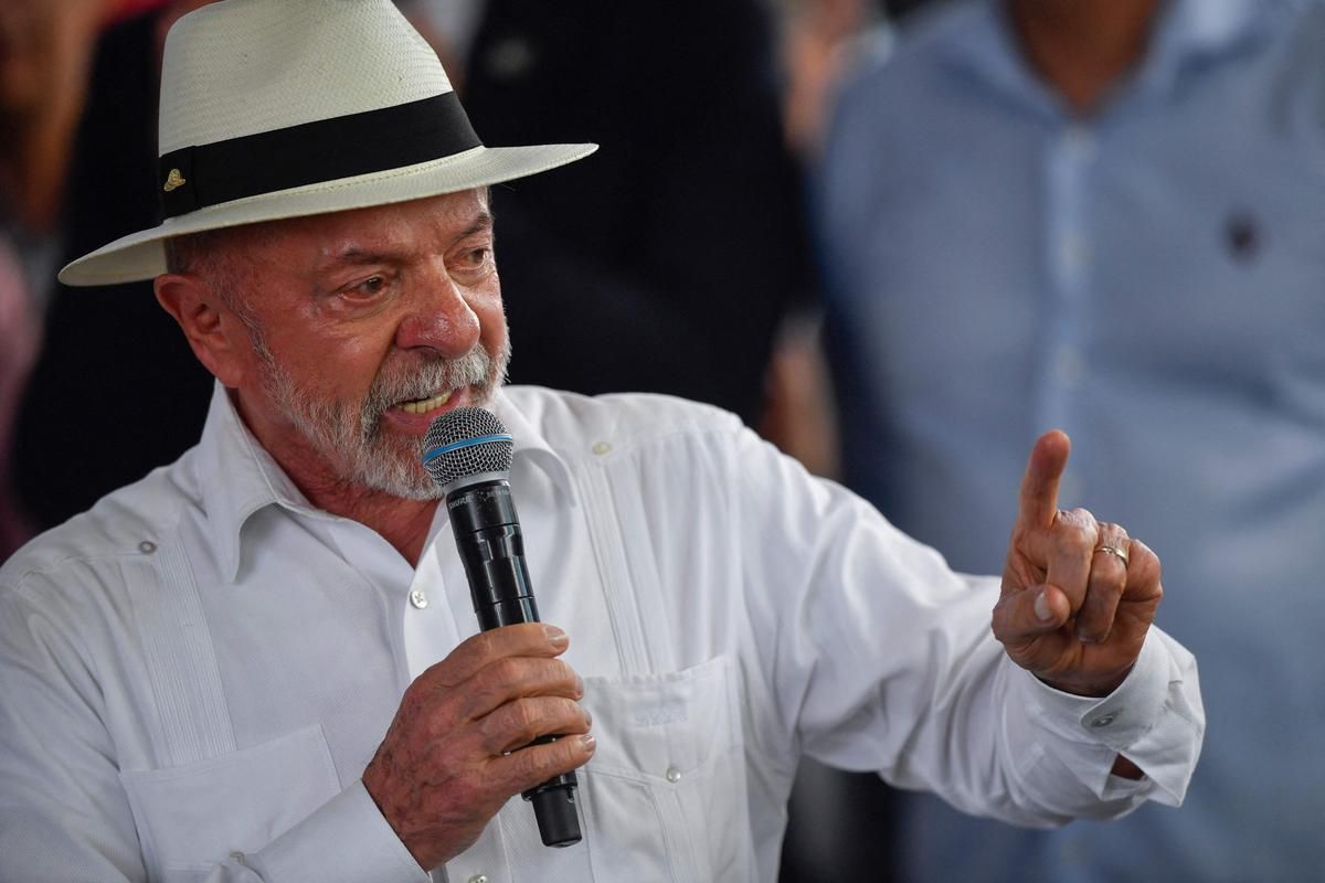 Lula réagit vivement à la désignation des criminels brésiliens par les États-Unis