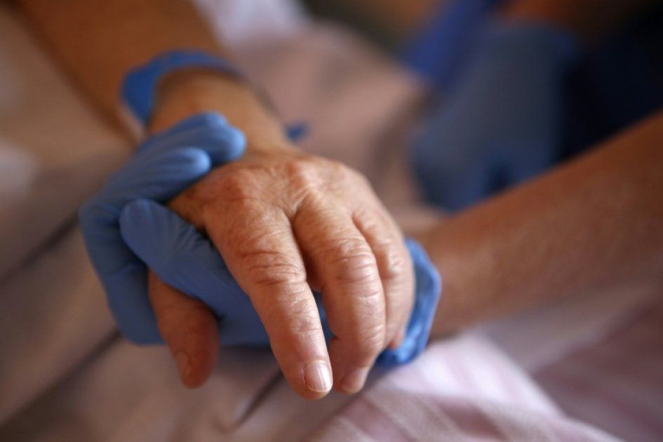 Aide à mourir : le chemin semé d'embûches vers une adoption définitive