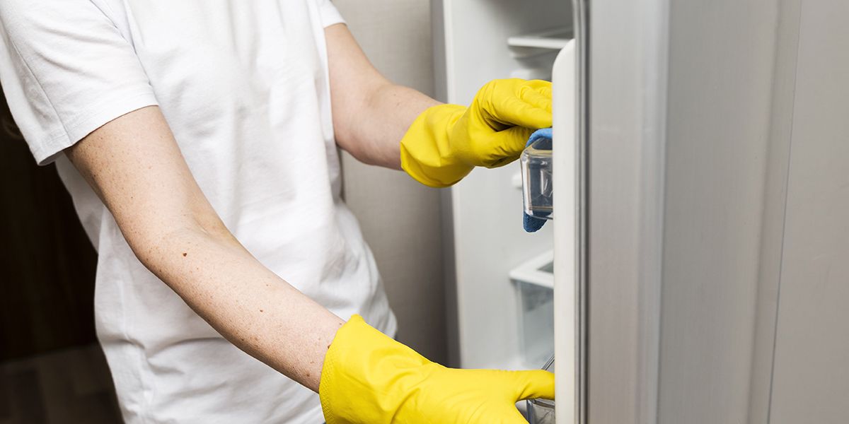 les secrets d'un frigo qui fuit : comment identifier et résoudre le problème
