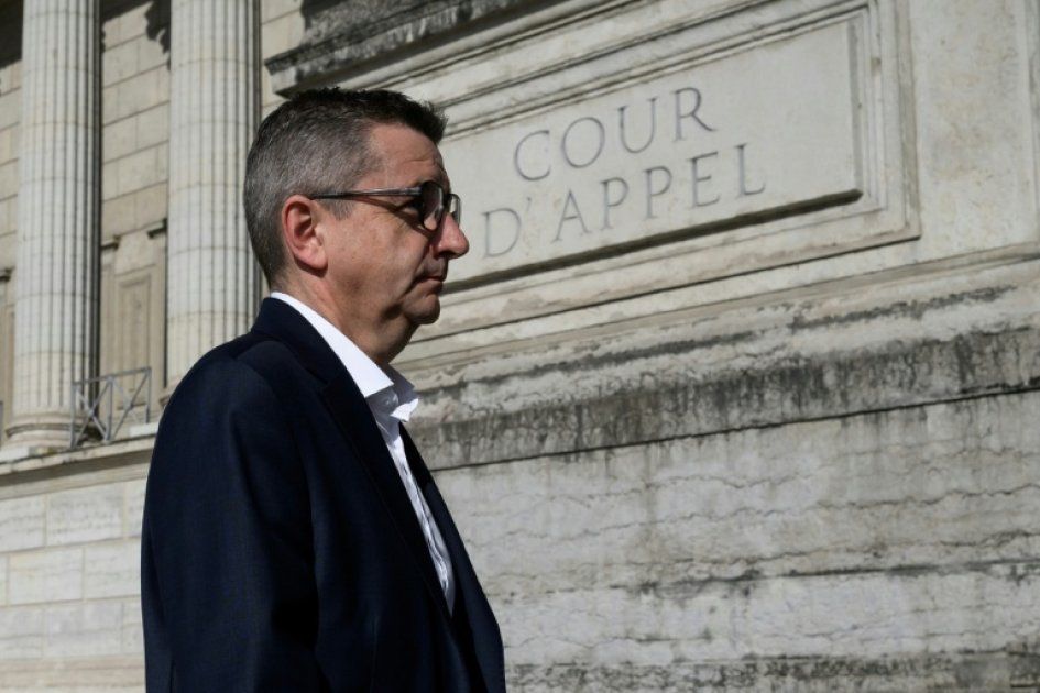 Chantage à la sextape : un ex-maire de Saint-Etienne promet des révélations lors de son procès