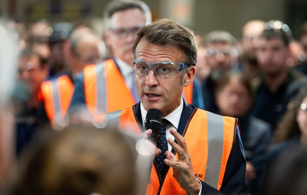Amiens : Macron plaide pour une Europe protectrice à l'usine Goodyear