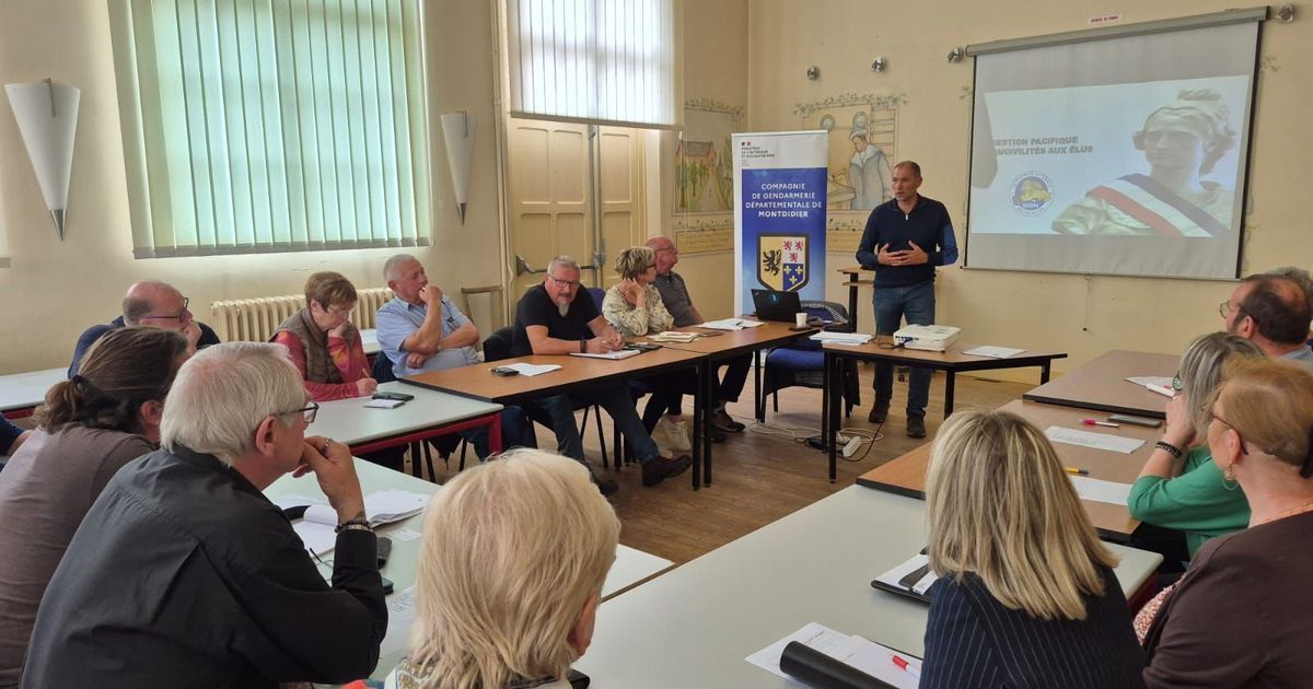 La gendarmerie de Montdidier forme les élus à la gestion des incivilités