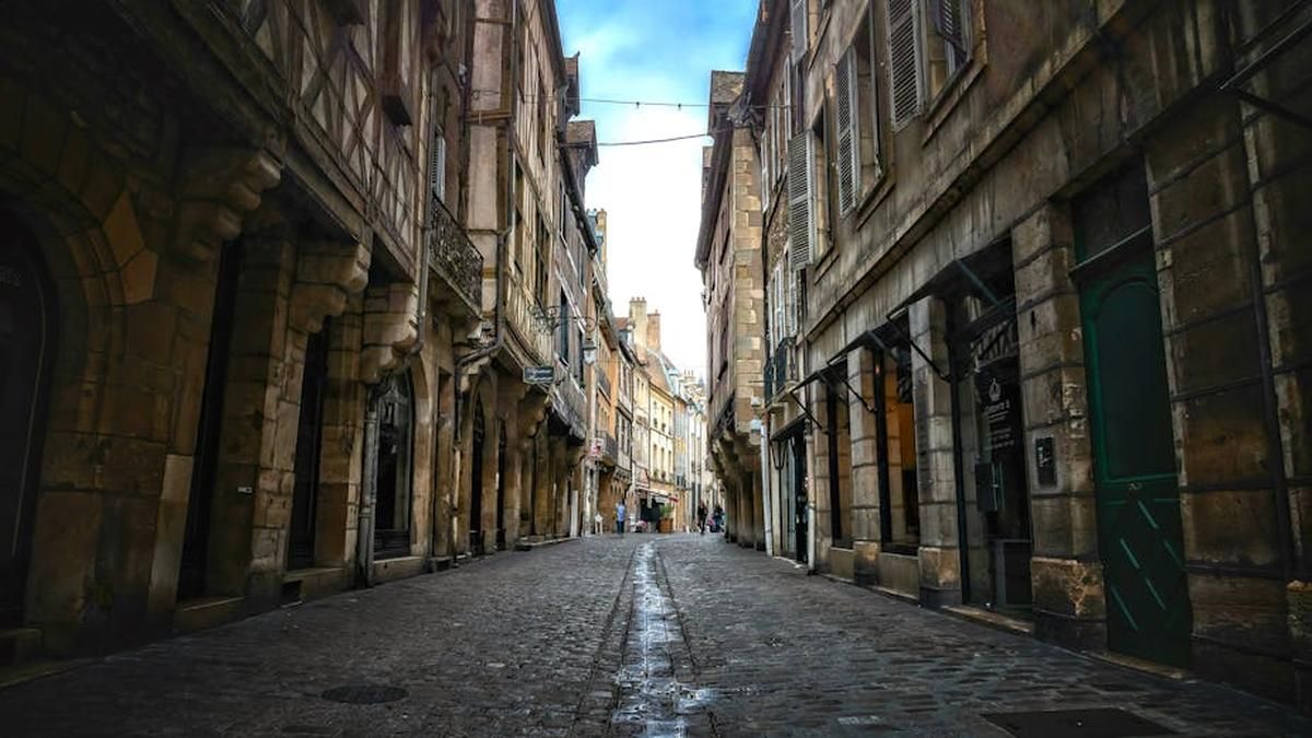 Inégalités territoriales : la fracture entre le Nord-Est et le Sud-Ouest de la France