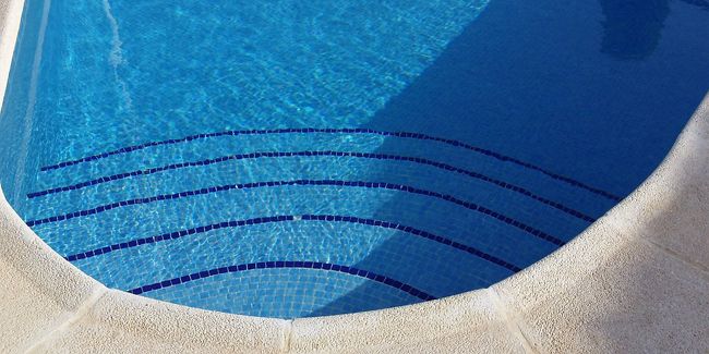 Comment éliminer efficacement le calcaire dans votre piscine