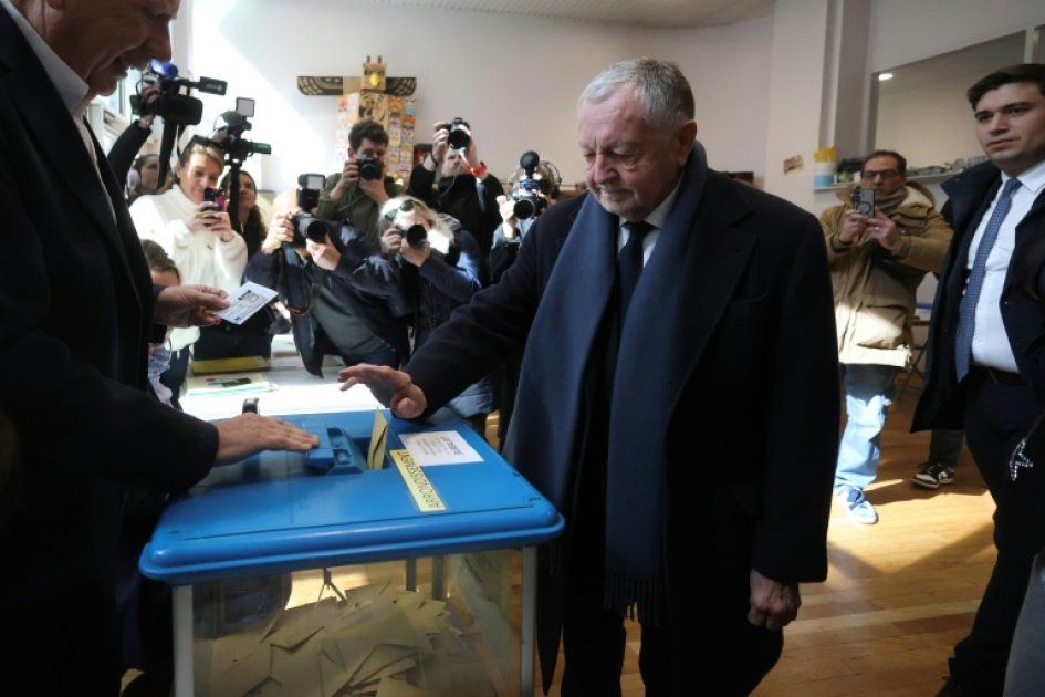 Jean-Michel Aulas prend du recul après des accusations de viol dans son entourage