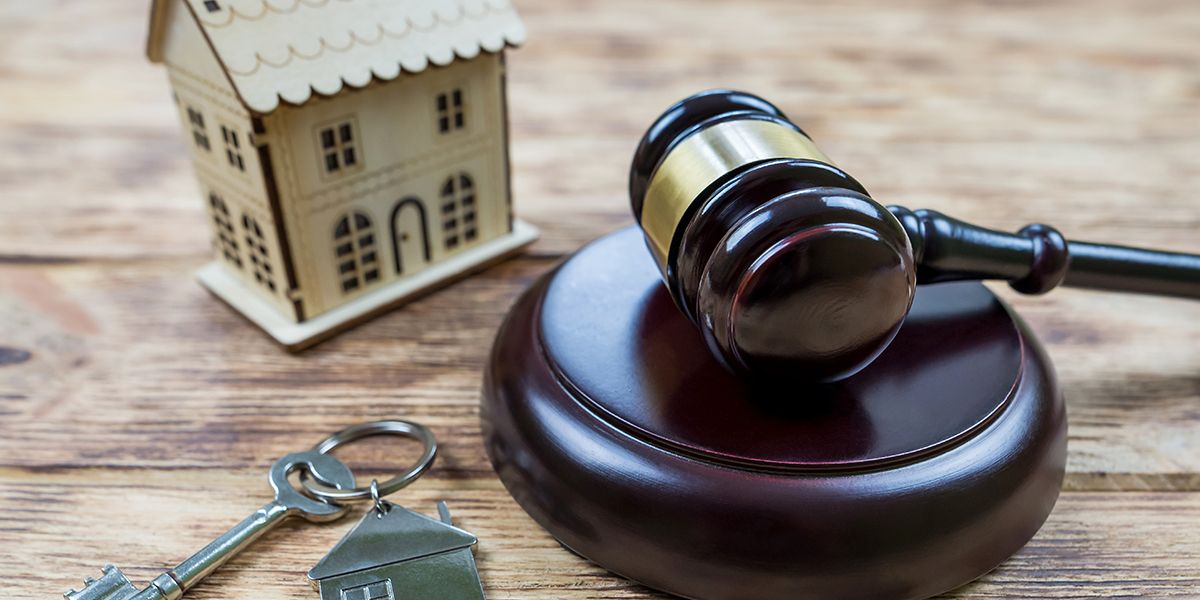 Acheter un bien immobilier aux enchères : une aventure pleine de promesses et de risques