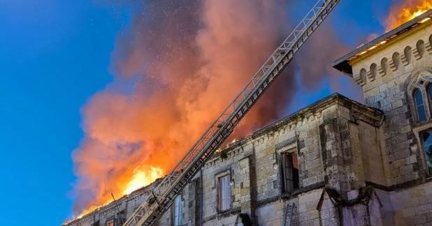 Une grande mobilisation pour restaurer le cloître de Condom après l'incendie