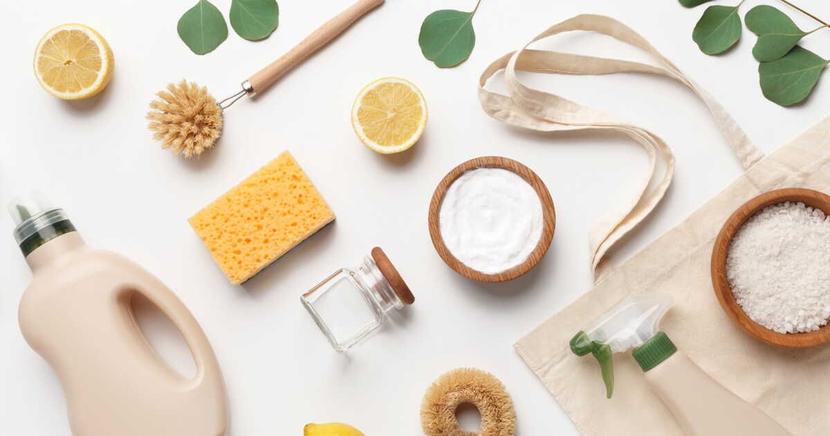 Des astuces écologiques pour un ménage naturel en salle de bain