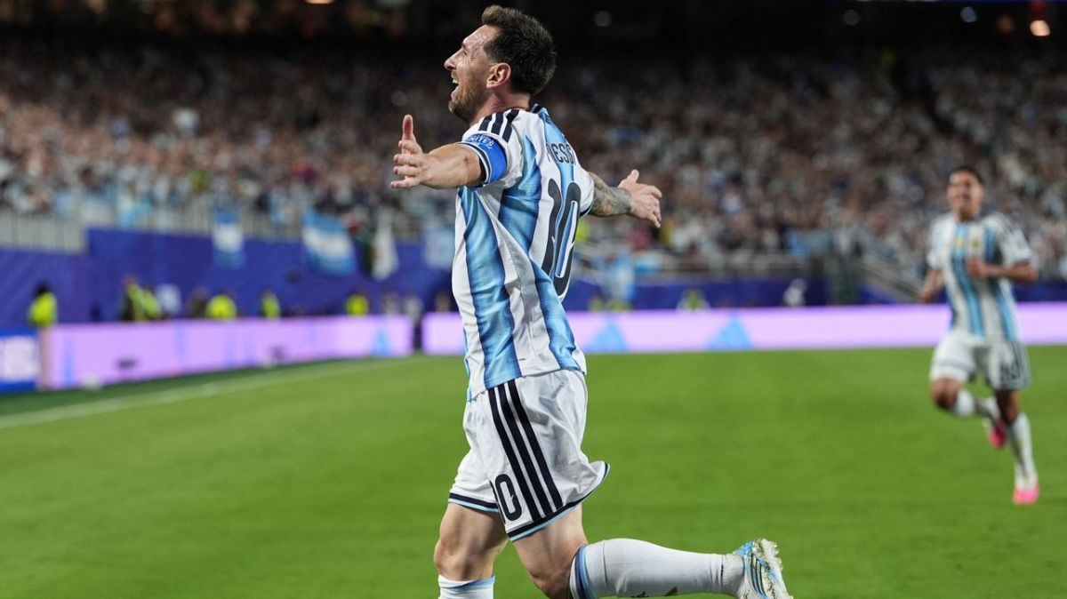 Messi brille avec un triplé, Mbappé et Haaland marquent leur entrée en Coupe du monde