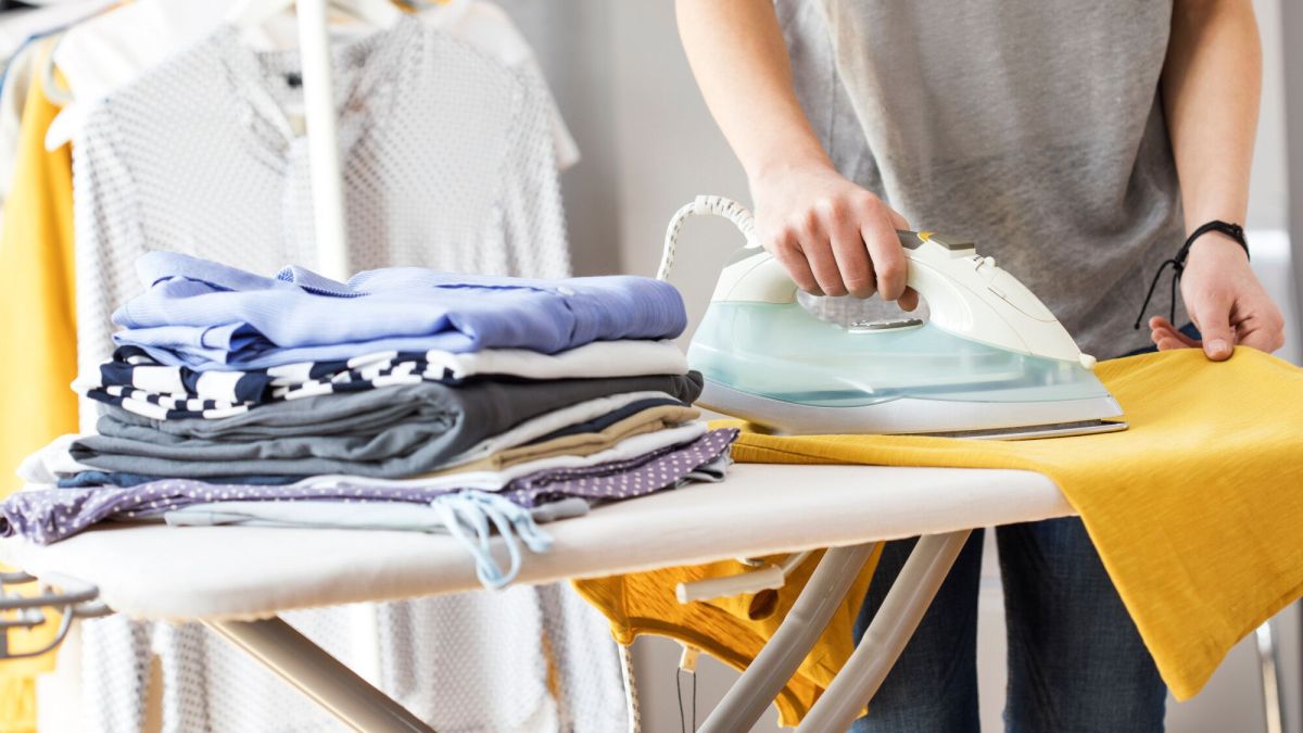 Des solutions astucieuses pour des vêtements impeccables sans fer à repasser