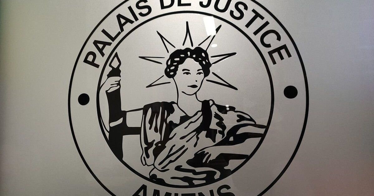 Une vidéo poignante réveille le souvenir des victimes lors du procès d'Amiens