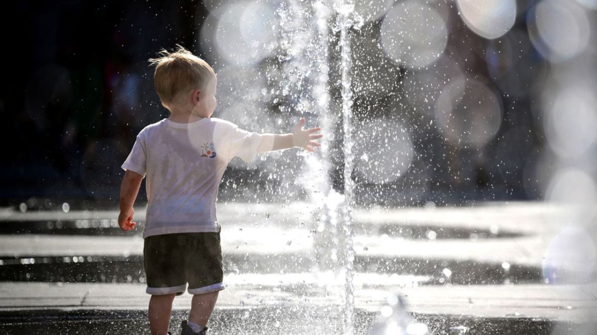 Canicule : 49 départements en vigilance rouge, un record alarmant