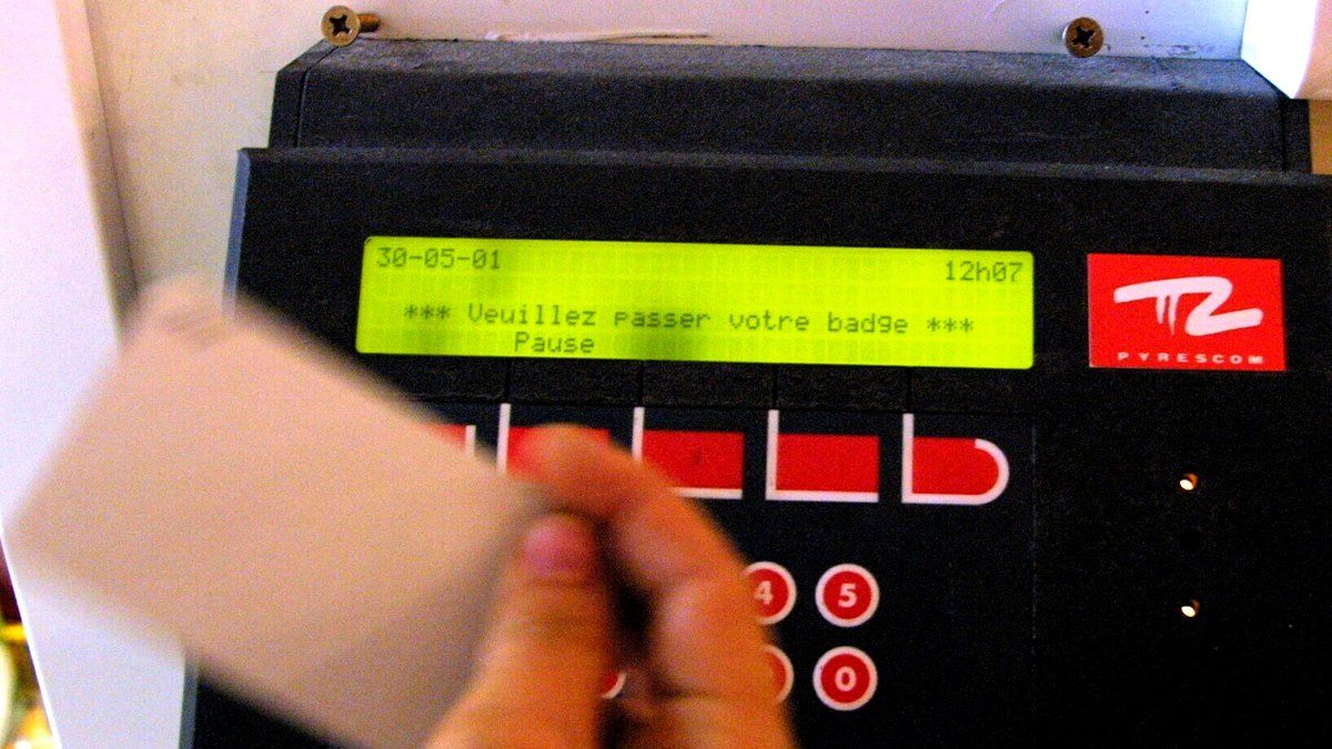 Licencié pour fraude, un vendeur obtient justice et 20 000 euros