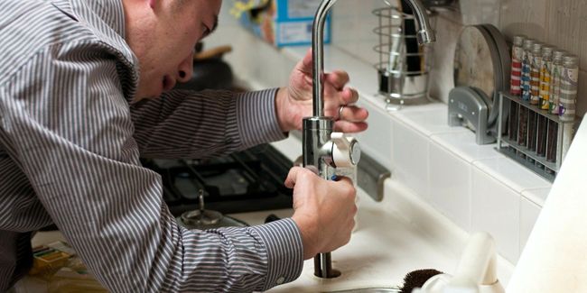 Dépannage à domicile : ce que vous devez savoir pour éviter les arnaques