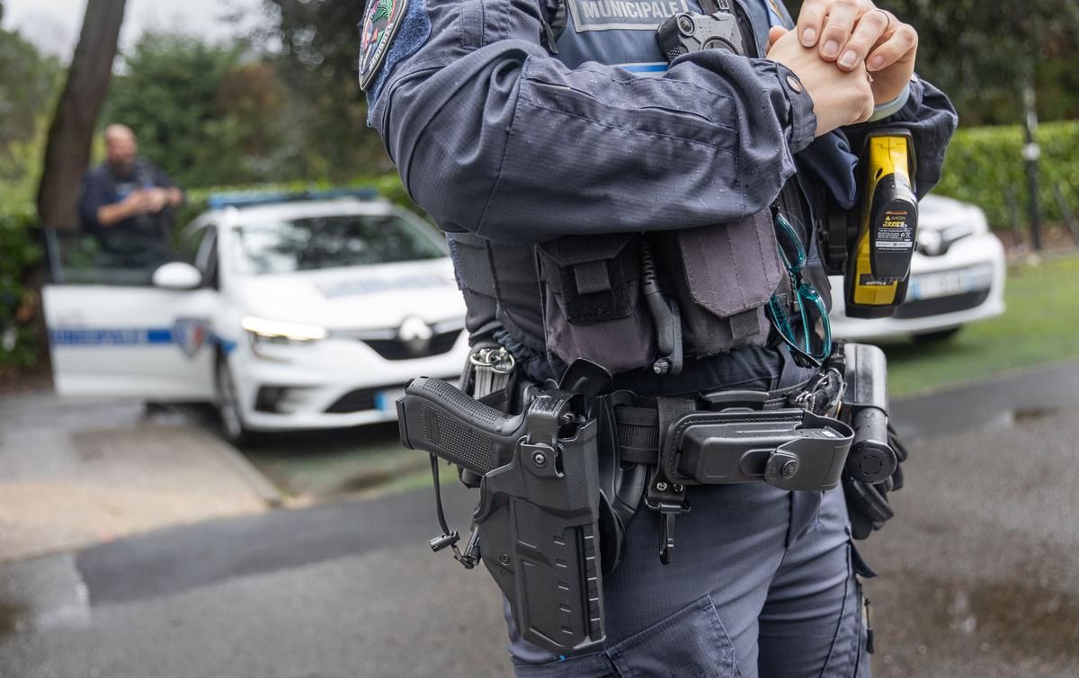 A Villenave-d’Ornon, un débat animé sur l’armement de la police municipale