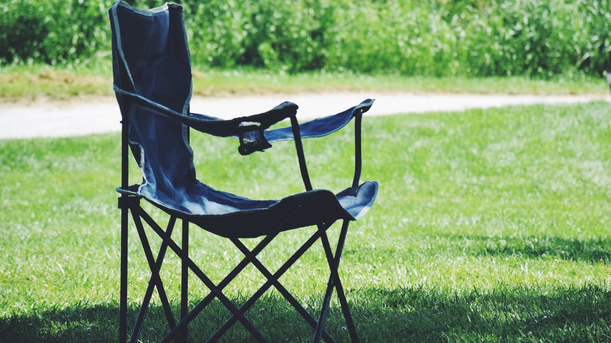 Une vie ôtée pour une simple chaise : le procès d'un meurtre qui choque Besançon