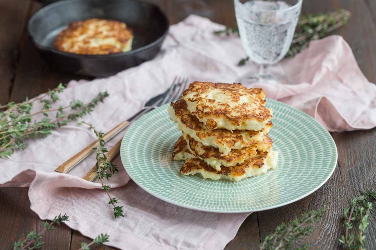 Galettes fromagères au chou-fleur