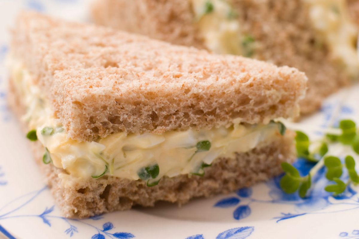 François-Régis Gaudry vous invite à savourer un sandwich aux œufs à l'anglaise