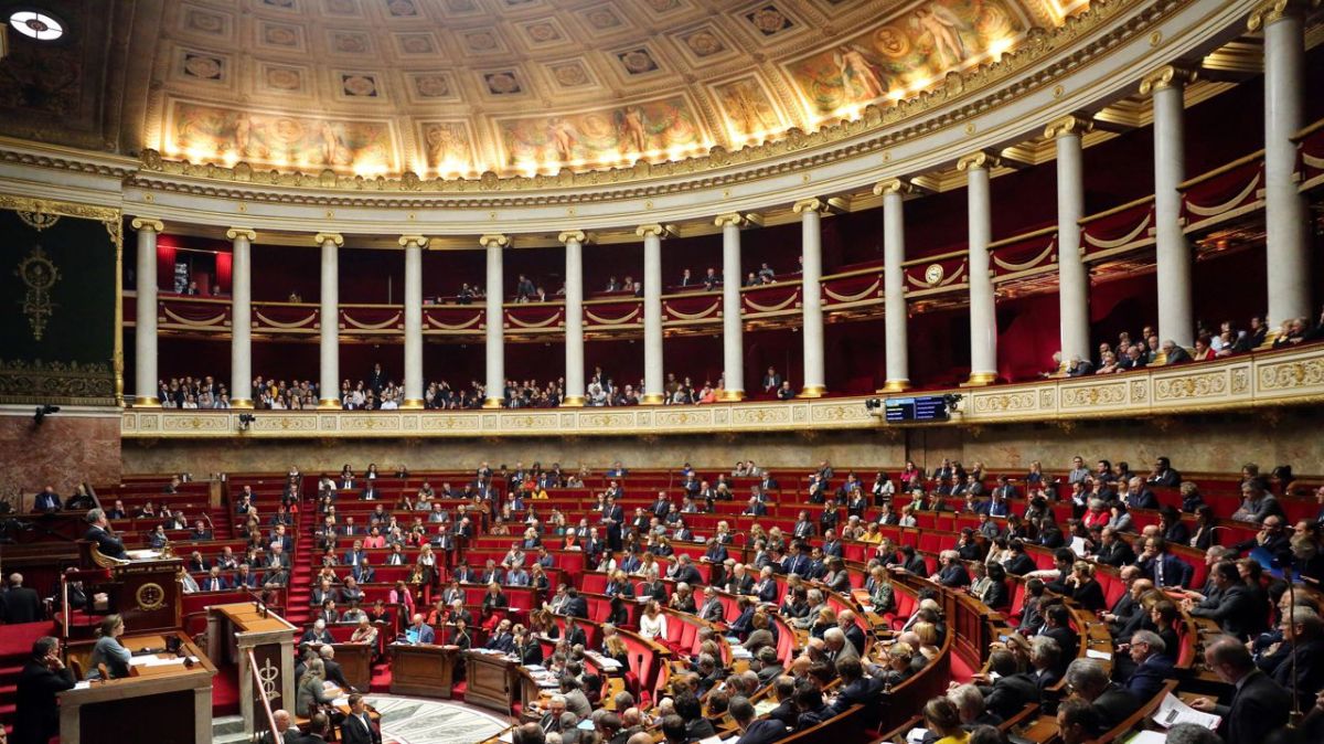 Les socialistes font le choix de l'abstention face à la motion de censure écologiste