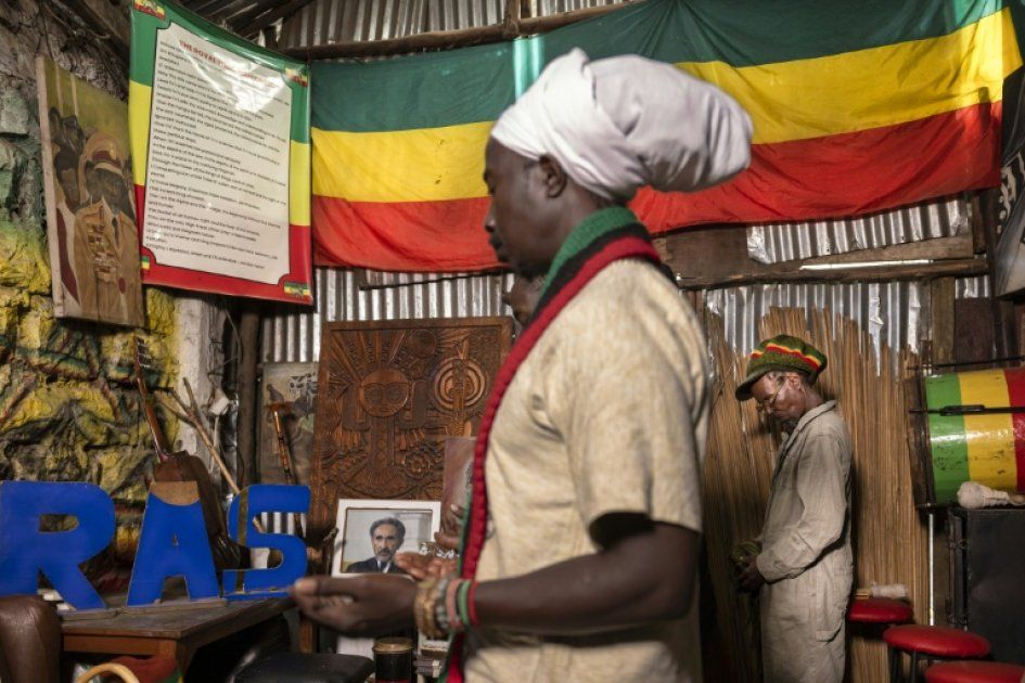 Kenya : les rastas espèrent légaliser le cannabis pour préserver leur liberté de culte