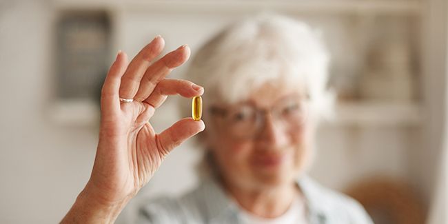 DHEA et la quête de l'éternelle jeunesse : vrai remède ou illusion ?