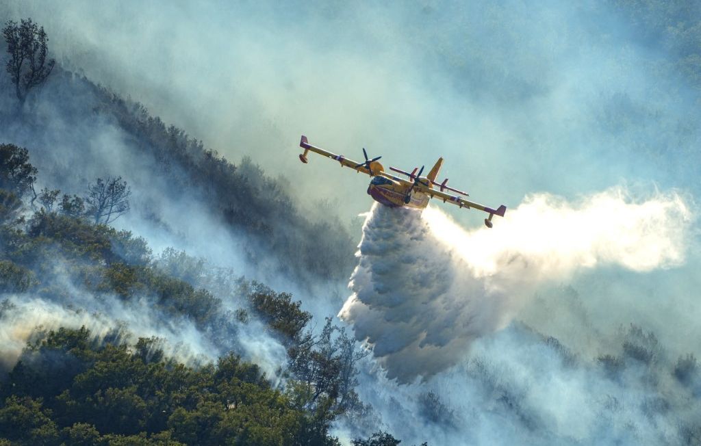 La France face aux incendies : une flotte révisée pour de nouveaux défis