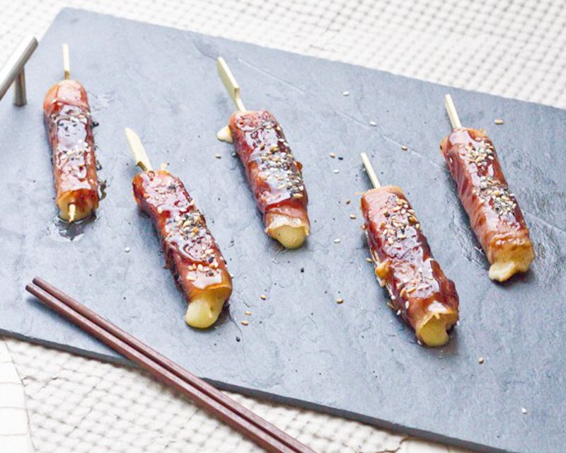 Un voyage culinaire : yakitori au Cantal et jambon d'Auvergne