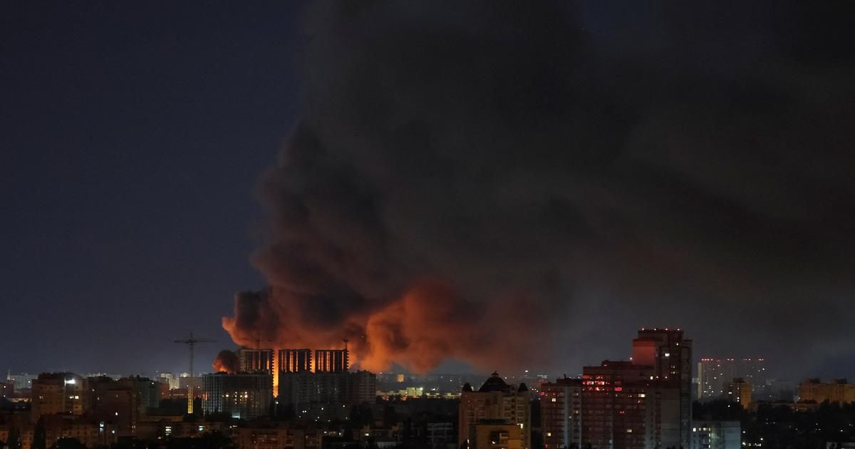 Kiev sous le choc : explosions nocturnes après une alerte aux missiles balistiques